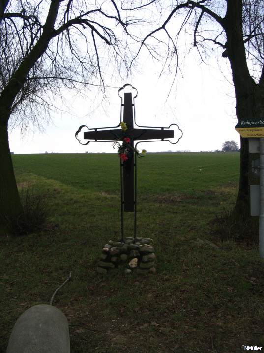 Kreuz an der Straße von Asselt Richtung Wieler